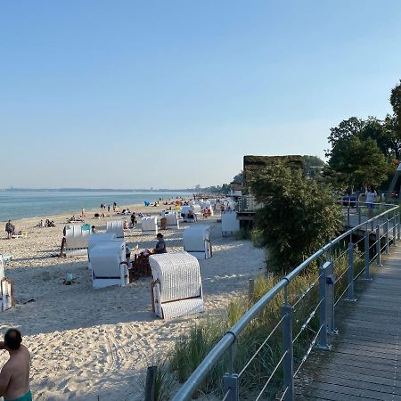 Moderne 3-Zi-Wohnung Mit Meerblick Direkt Am Strand Scharbeutz Eksteriør billede